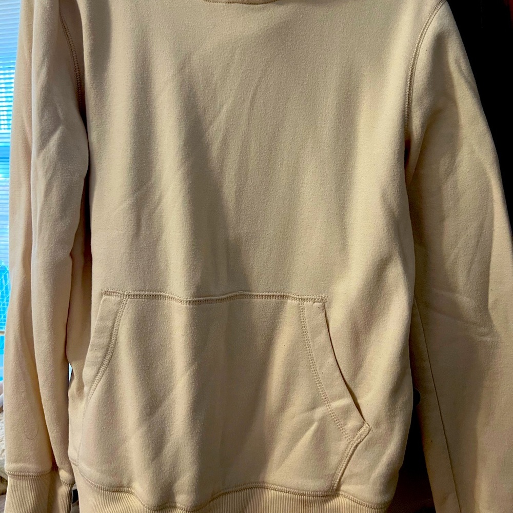 Comfortable cream hoodie